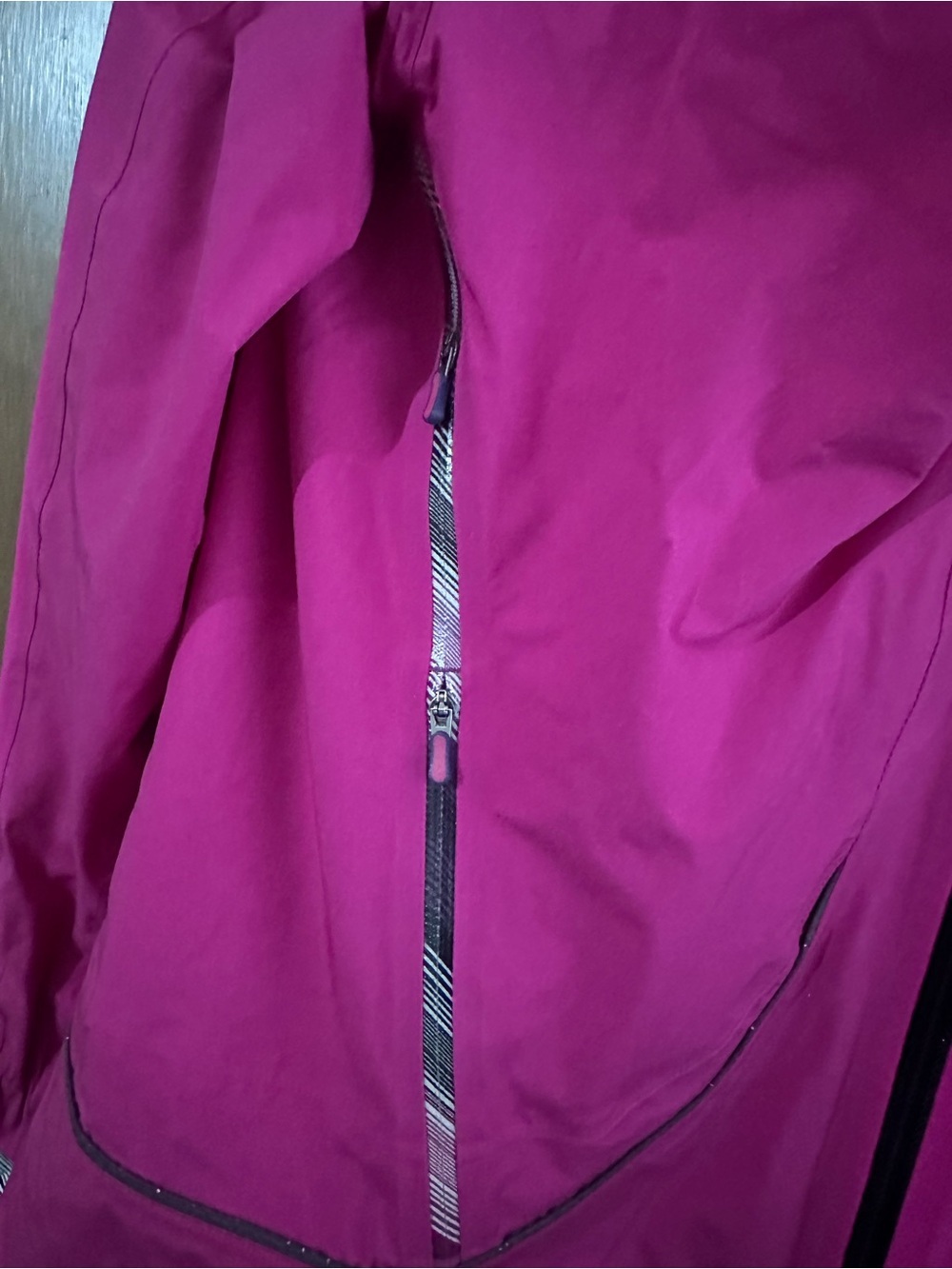 lululemon athletica Women’s Lightweight Fuchsia Pink Hooded Full Zip Jacket 12 - Picture 4 of 16